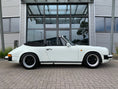 Bild in Galerie-Betrachter laden, Porsche 911 Carrera 3.2 Cabrio 1984, Dennis Nachtigal